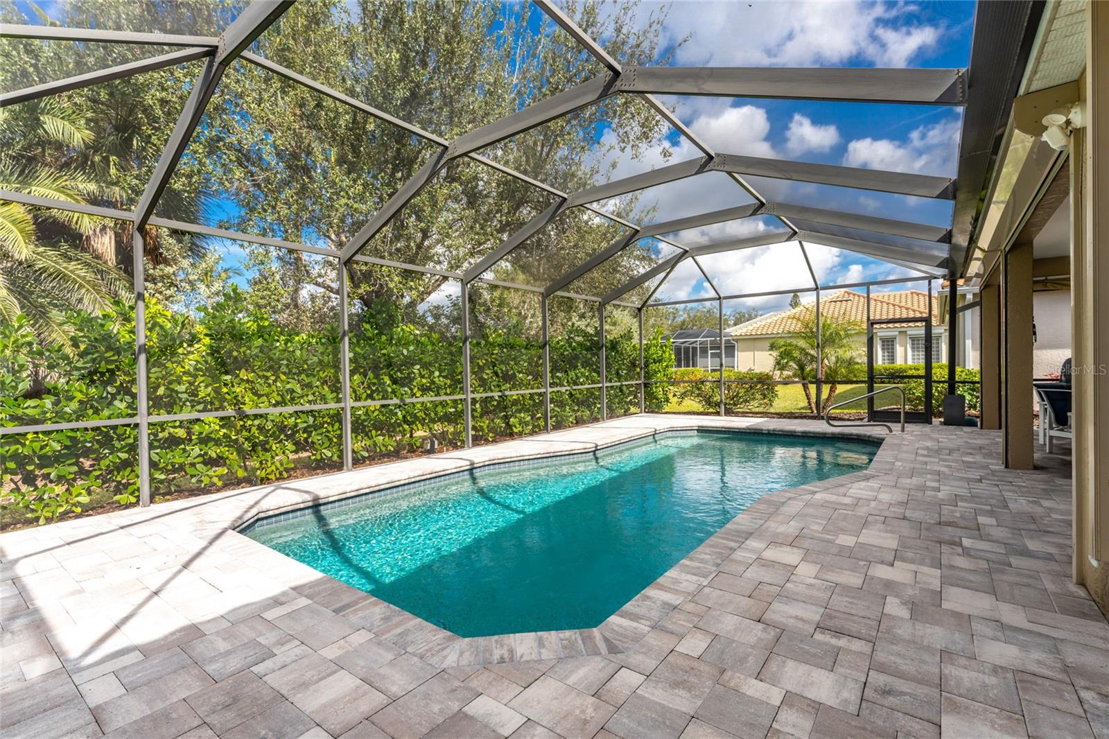 COURTSIDE LANDINGS LAND CONDO - Residential