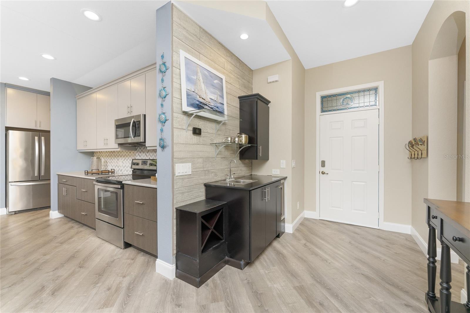 COURTSIDE LANDINGS LAND CONDO - Residential