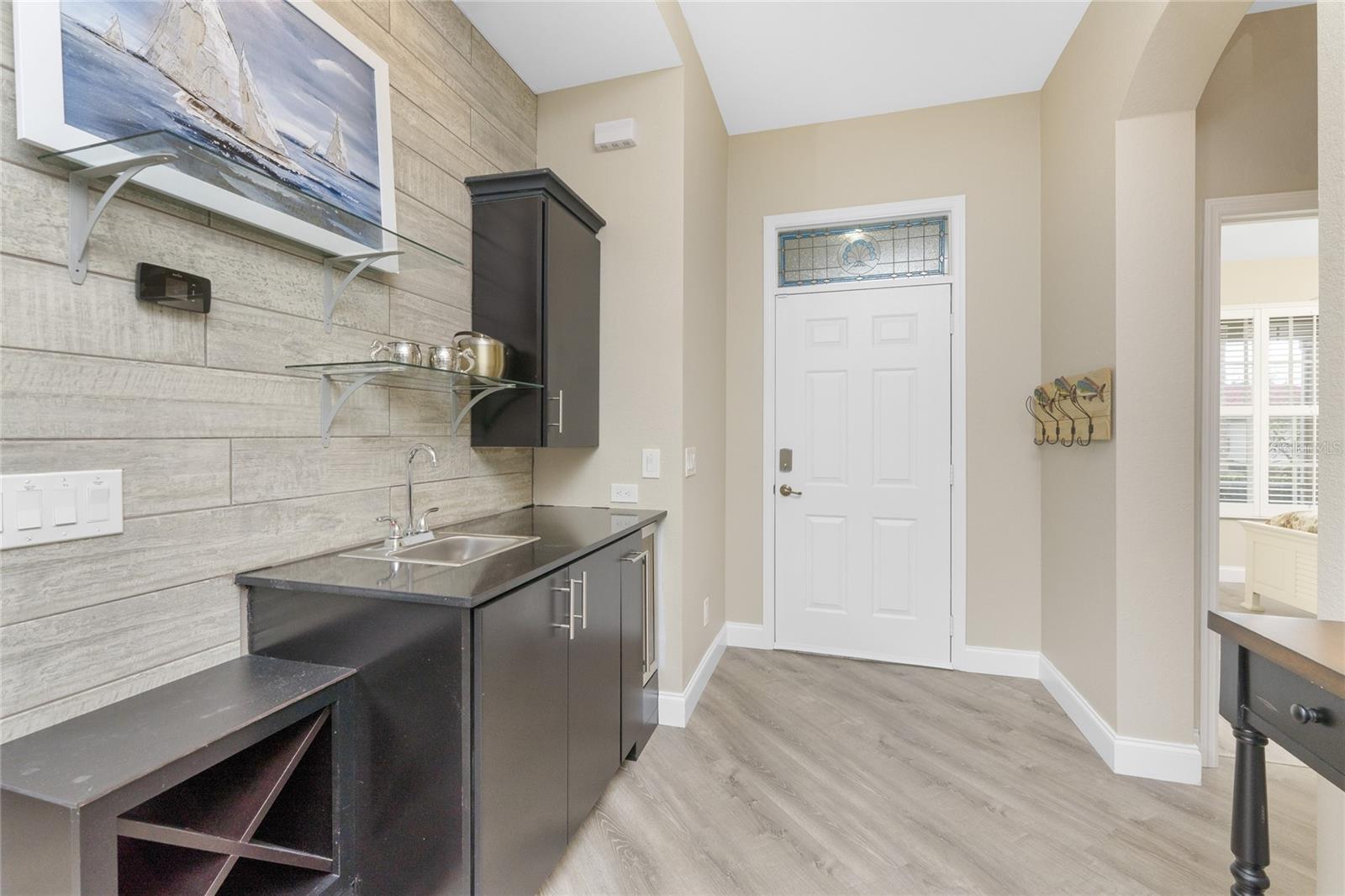 COURTSIDE LANDINGS LAND CONDO - Residential