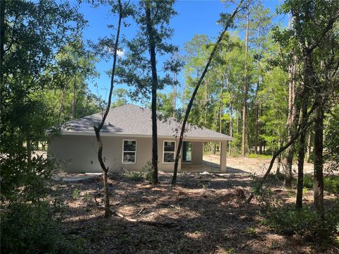 A home in DUNNELLON