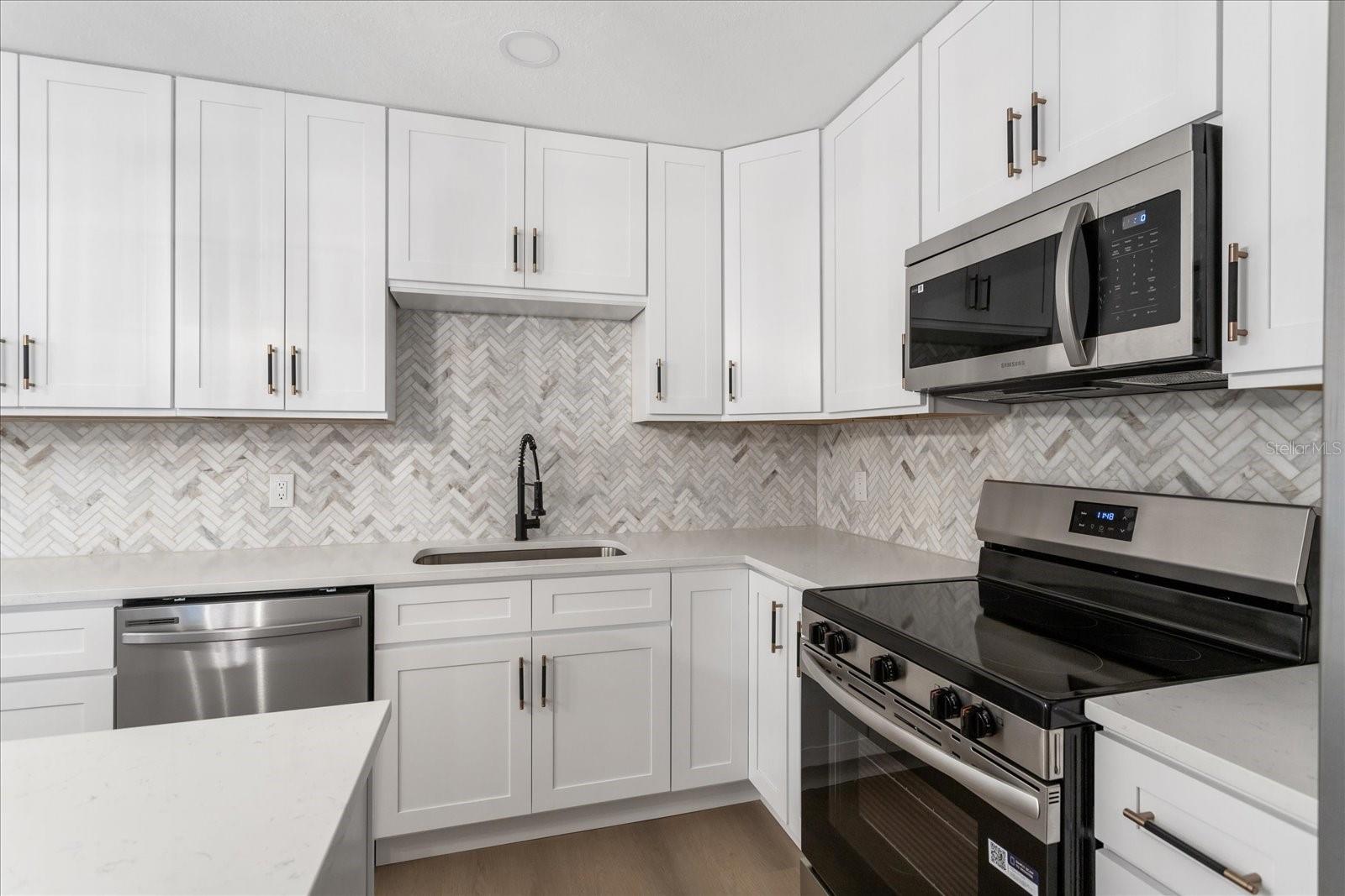 PORT MALABAR COUNTRY CLUB UNIT 07 - Residential