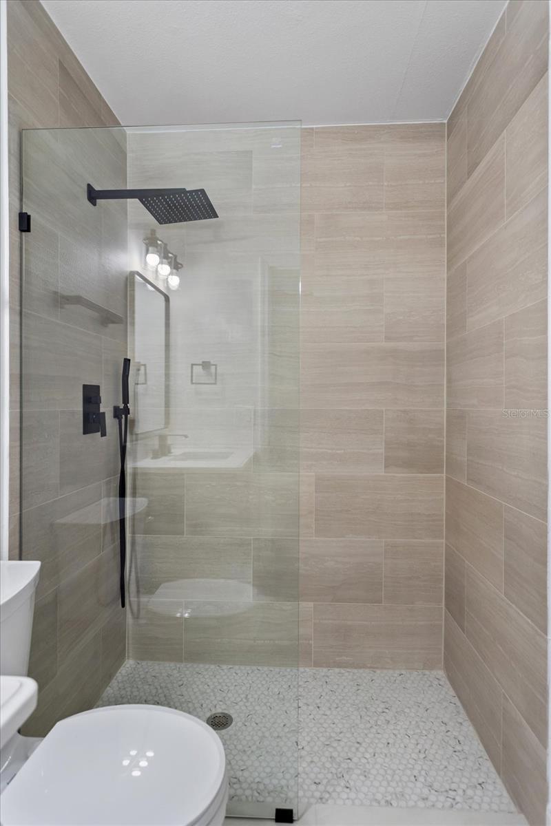 PORT MALABAR COUNTRY CLUB UNIT 07 - Residential