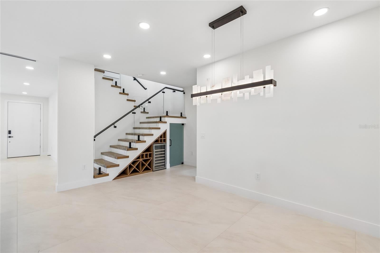 2307 N ELCOE DRIVE