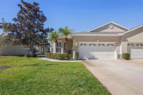 106 LOWER LAKE COURT DEBARY FL 32713