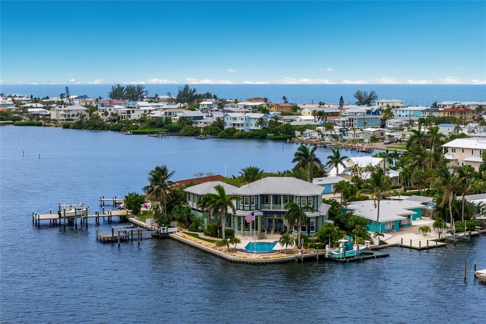 522 BAYVIEW DRIVE, BRADENTON BEACH, FL, 34217 2 522 BAYVIEW DRIVE