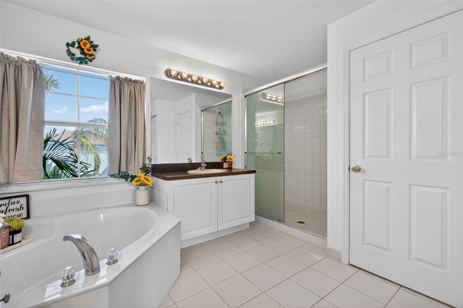 BOTANICA LAKES 02 - Residential