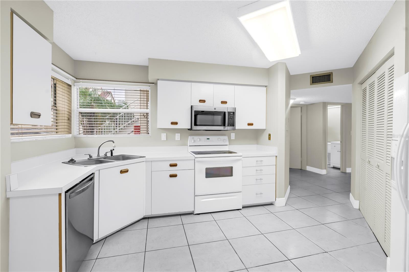 6011 BAHIA DEL MAR BOULEVARD 157