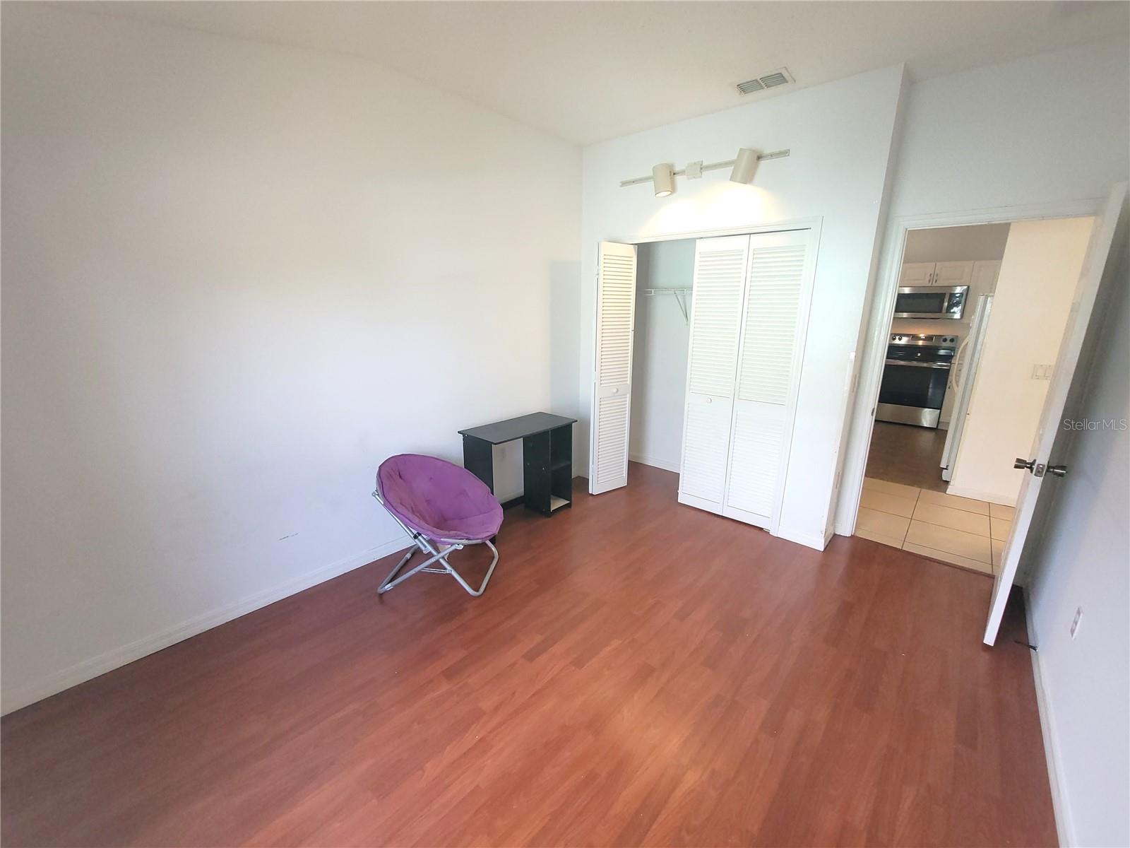 SUN LAKE CONDO - Residential Lease