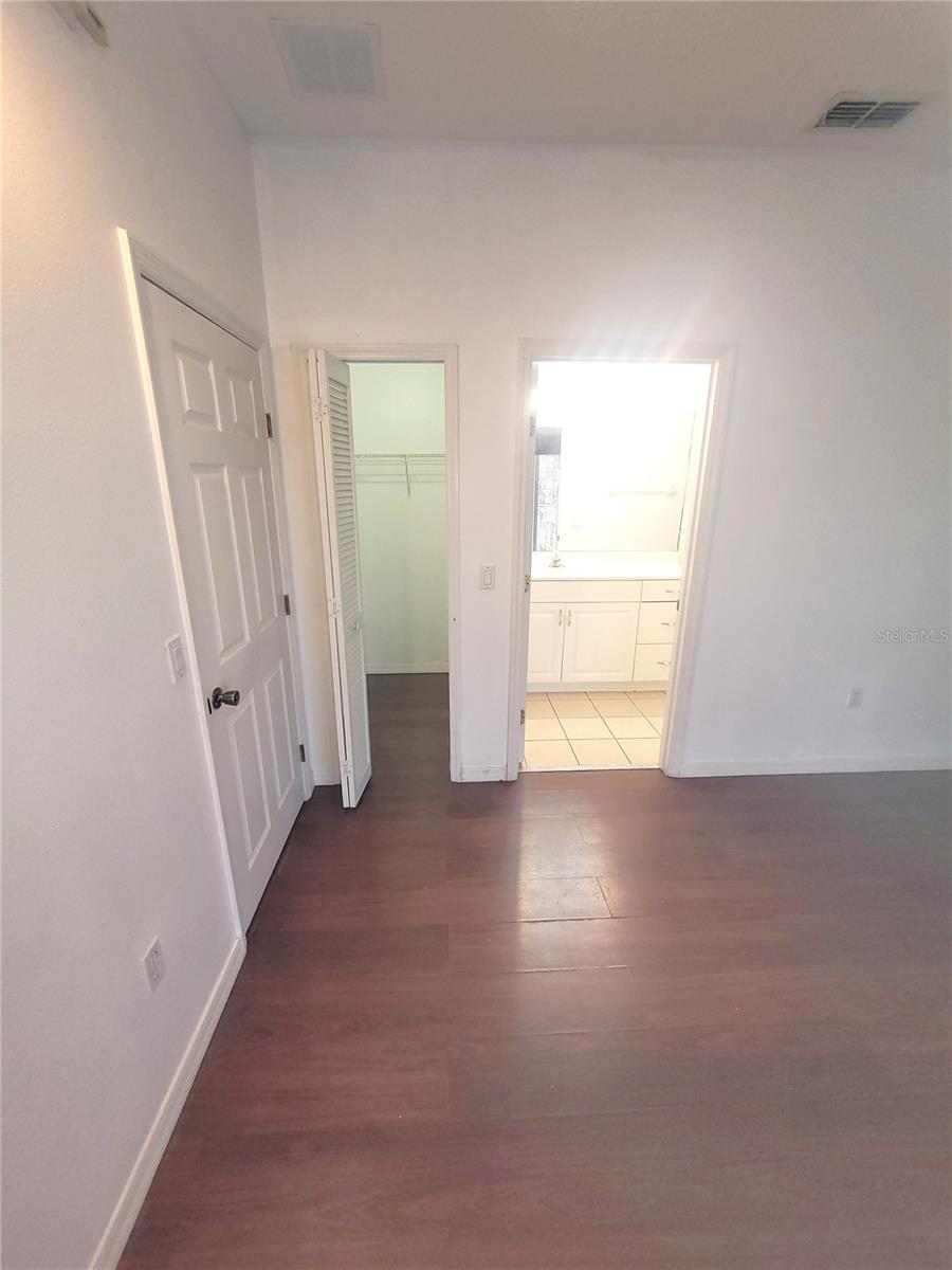 SUN LAKE CONDO - Residential Lease