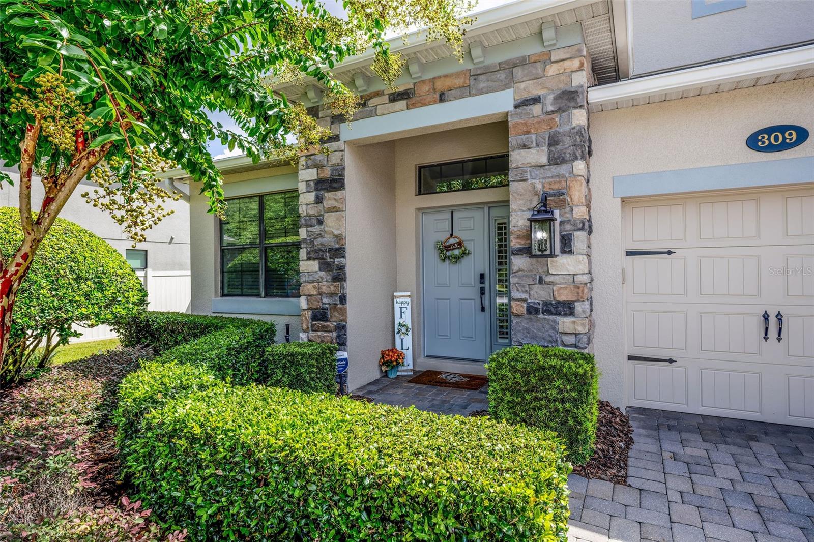 309 BELLVIEW PLACE
