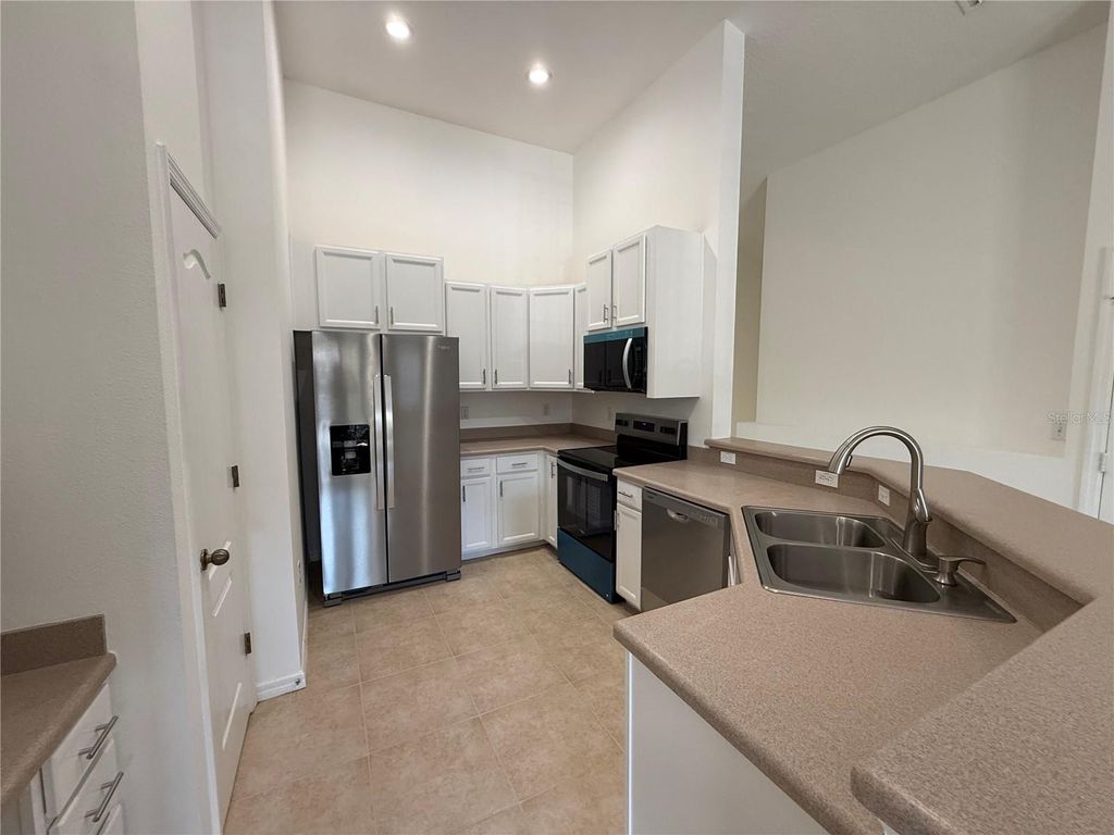 Photo of 5527 Kinglethill Drive, Lithia, FL 33547 (MLS # TB8381211)