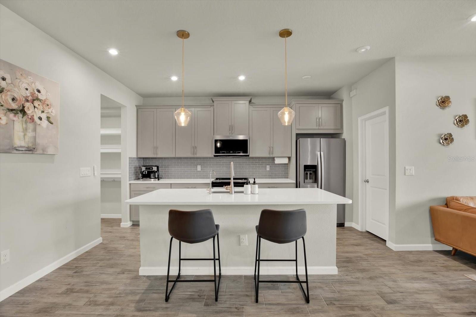 PARKVIEW/LONG LAKE RANCH PH 2A - Residential Lease