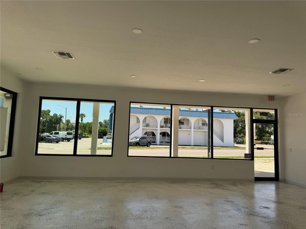 Photo of 6455 Gateway Avenue, Sarasota, FL 34231 (MLS # A4662766)