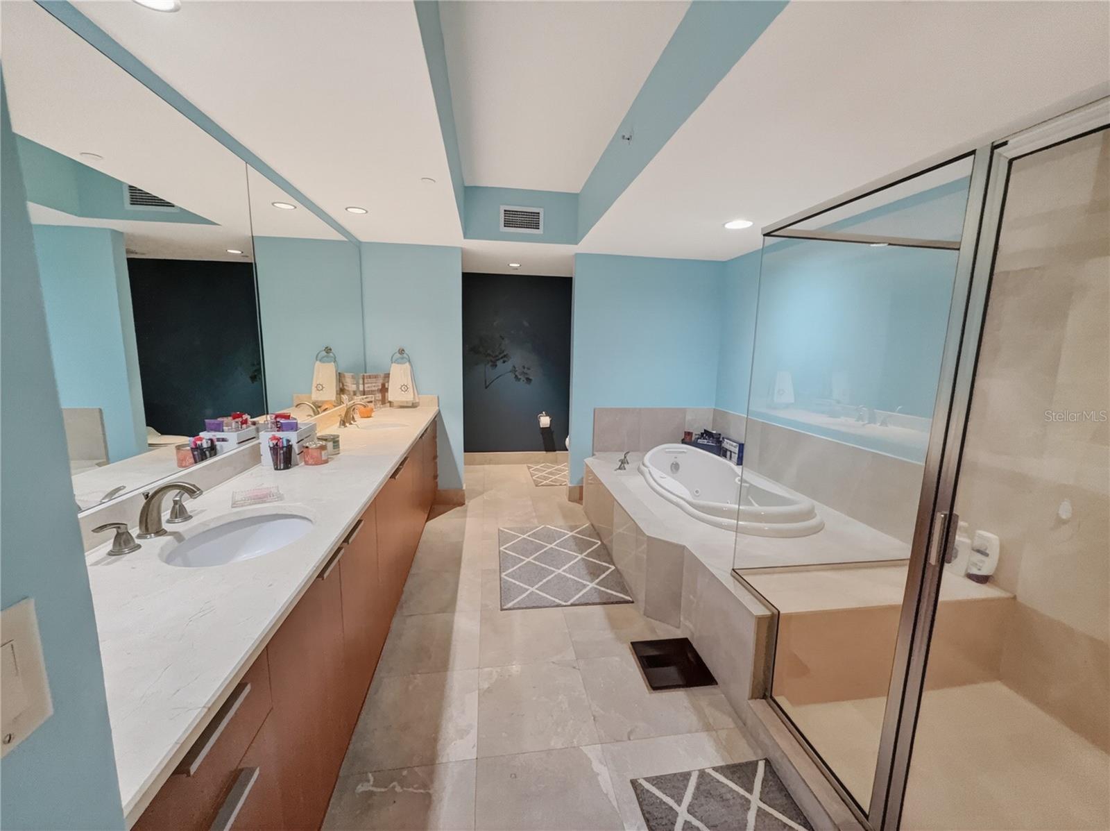 MARINA GRANDE/HALIFAX 01 - Residential