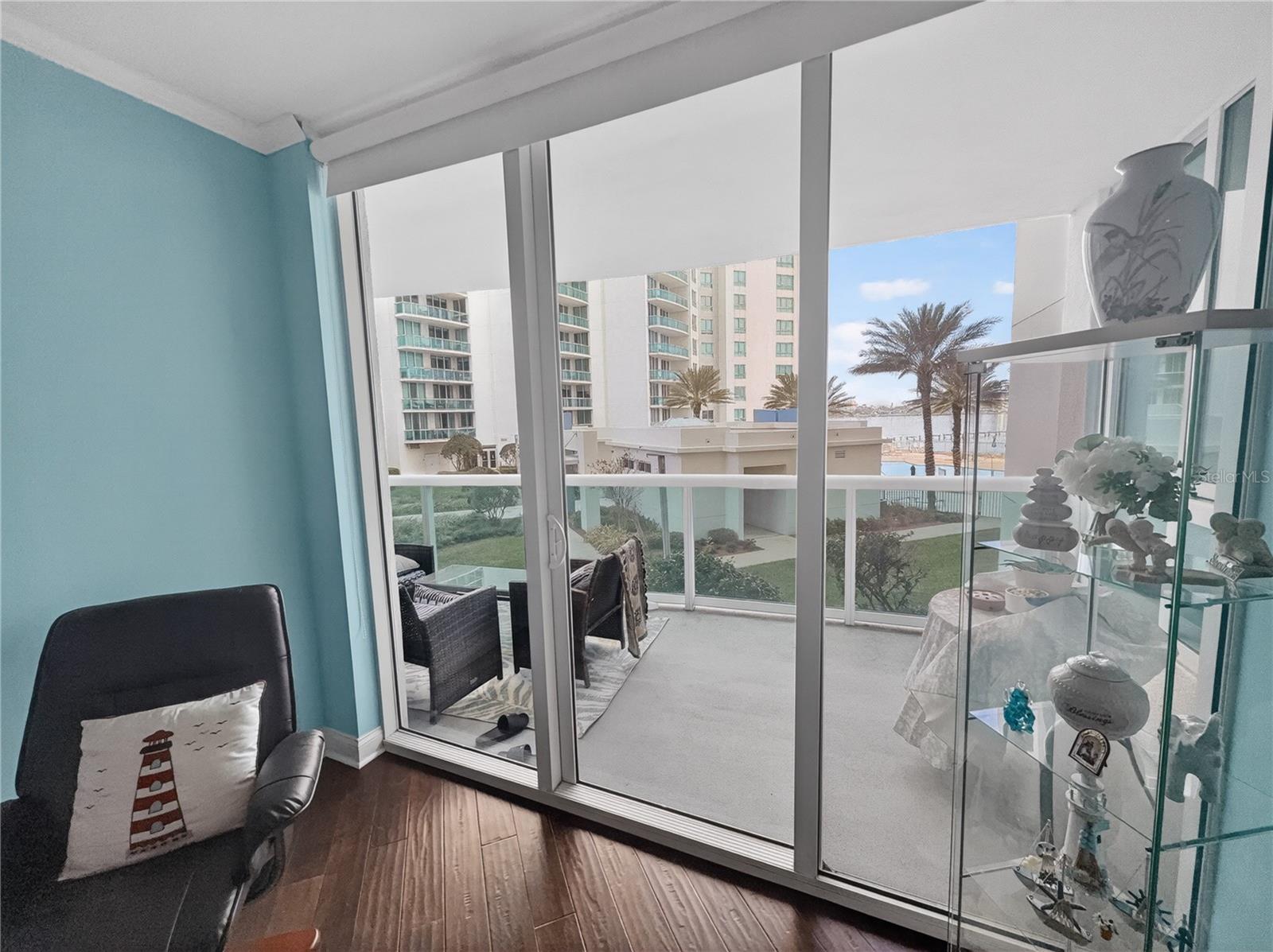 MARINA GRANDE/HALIFAX 01 - Residential