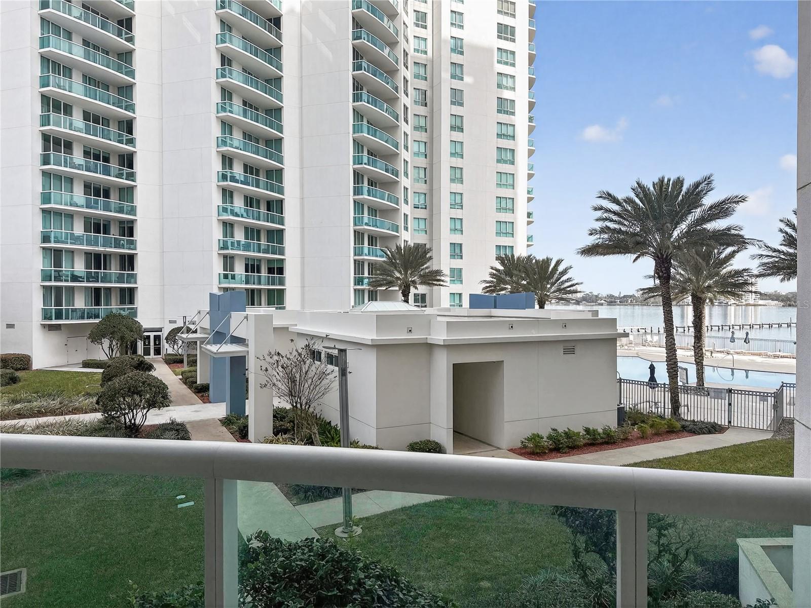 MARINA GRANDE/HALIFAX 01 - Residential