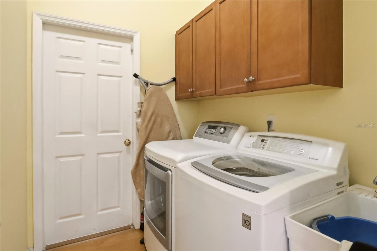 WHISPER RDG - Residential