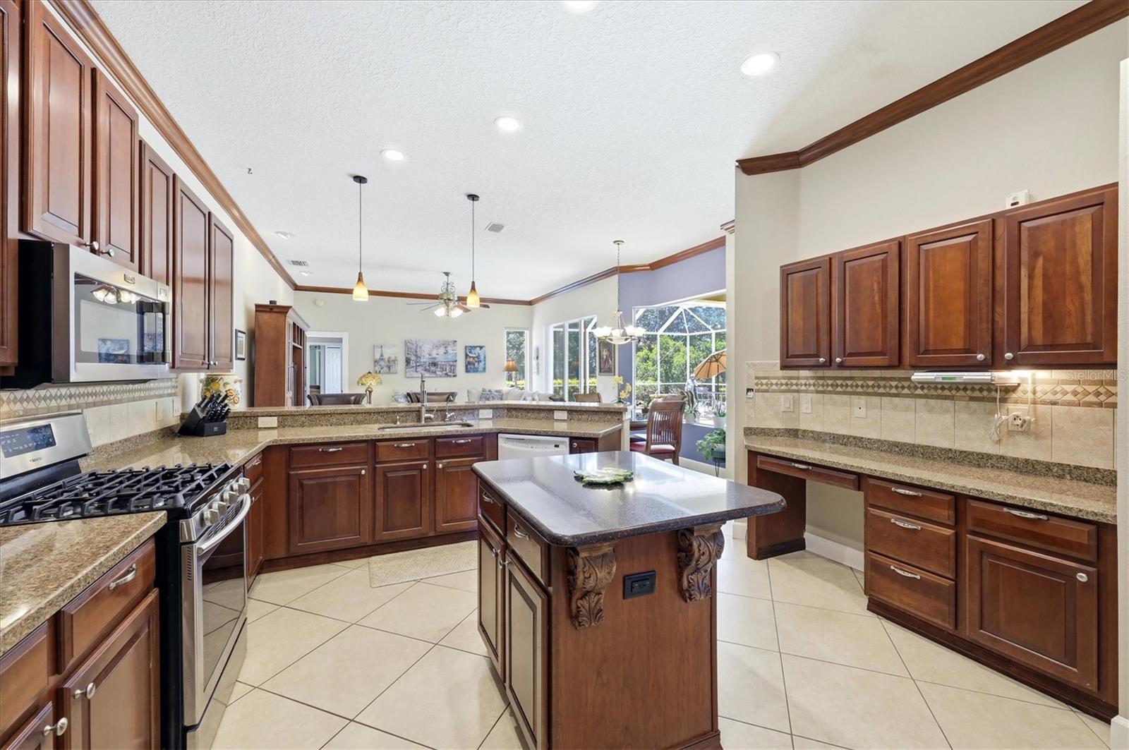 RIVERWALK VILLAGE CYPRESS BANKS - Residential