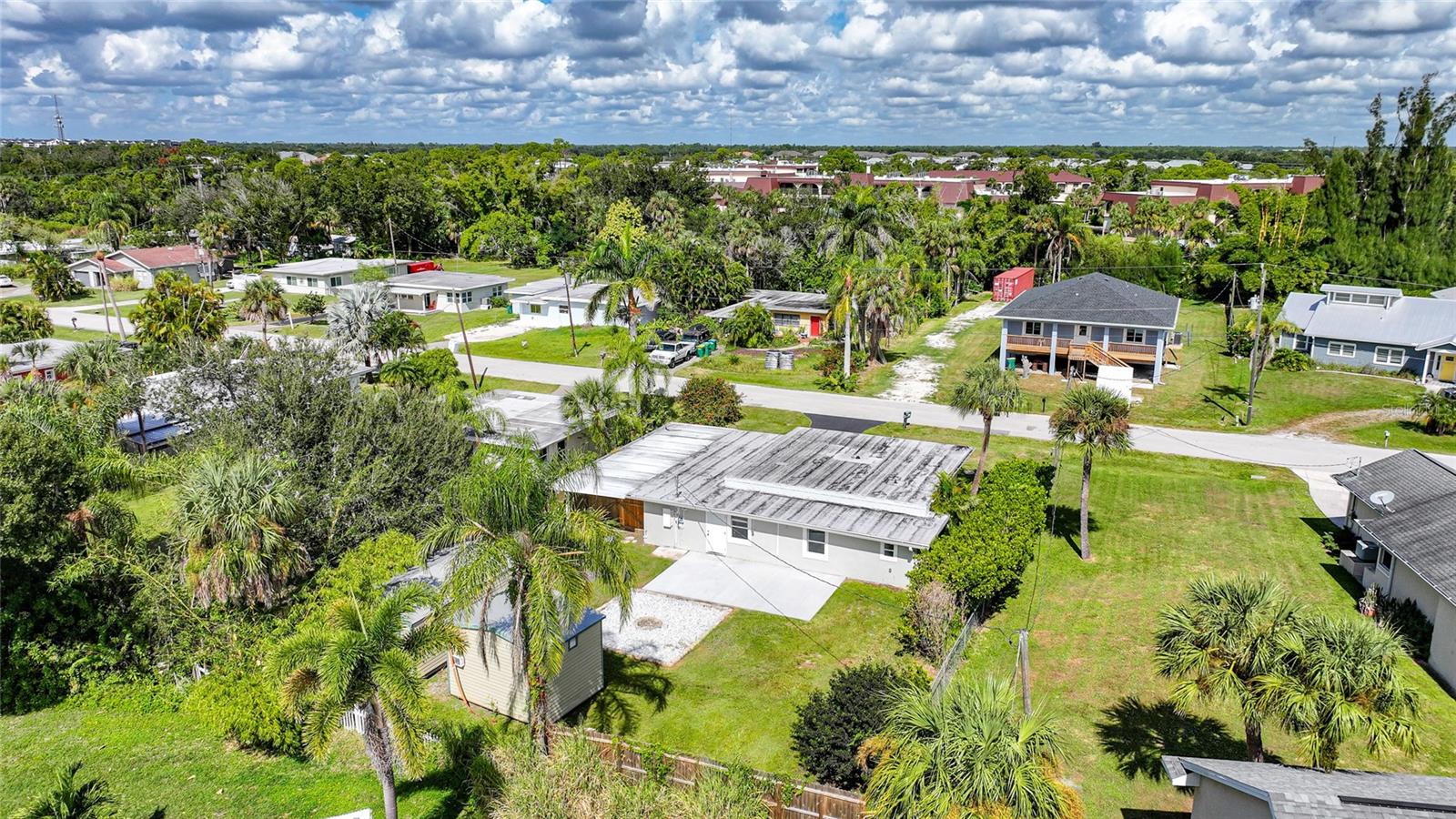 CHAR SHORES - Residential