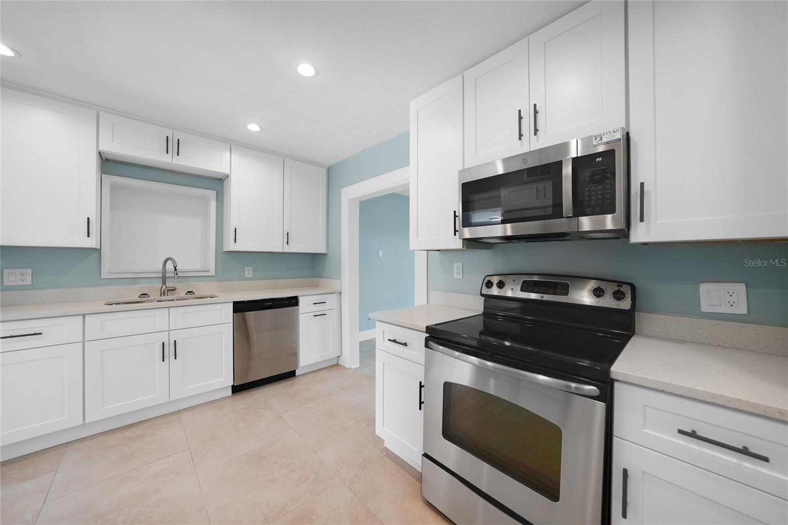 CHAR SHORES - Residential