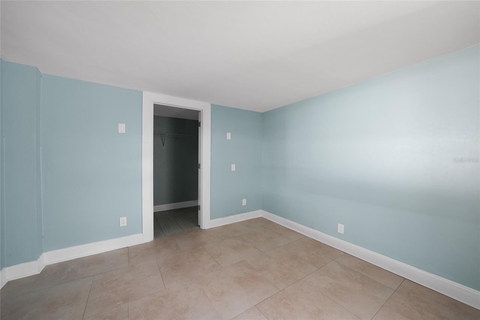 CHAR SHORES - Residential