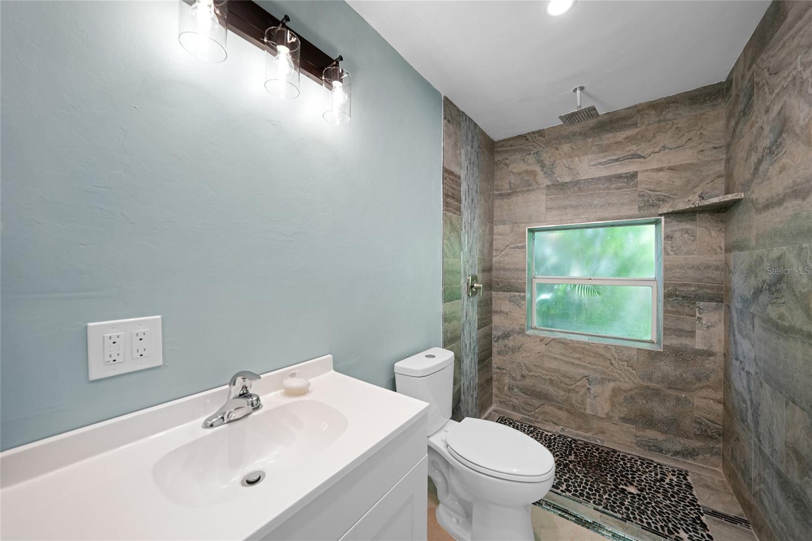 CHAR SHORES - Residential