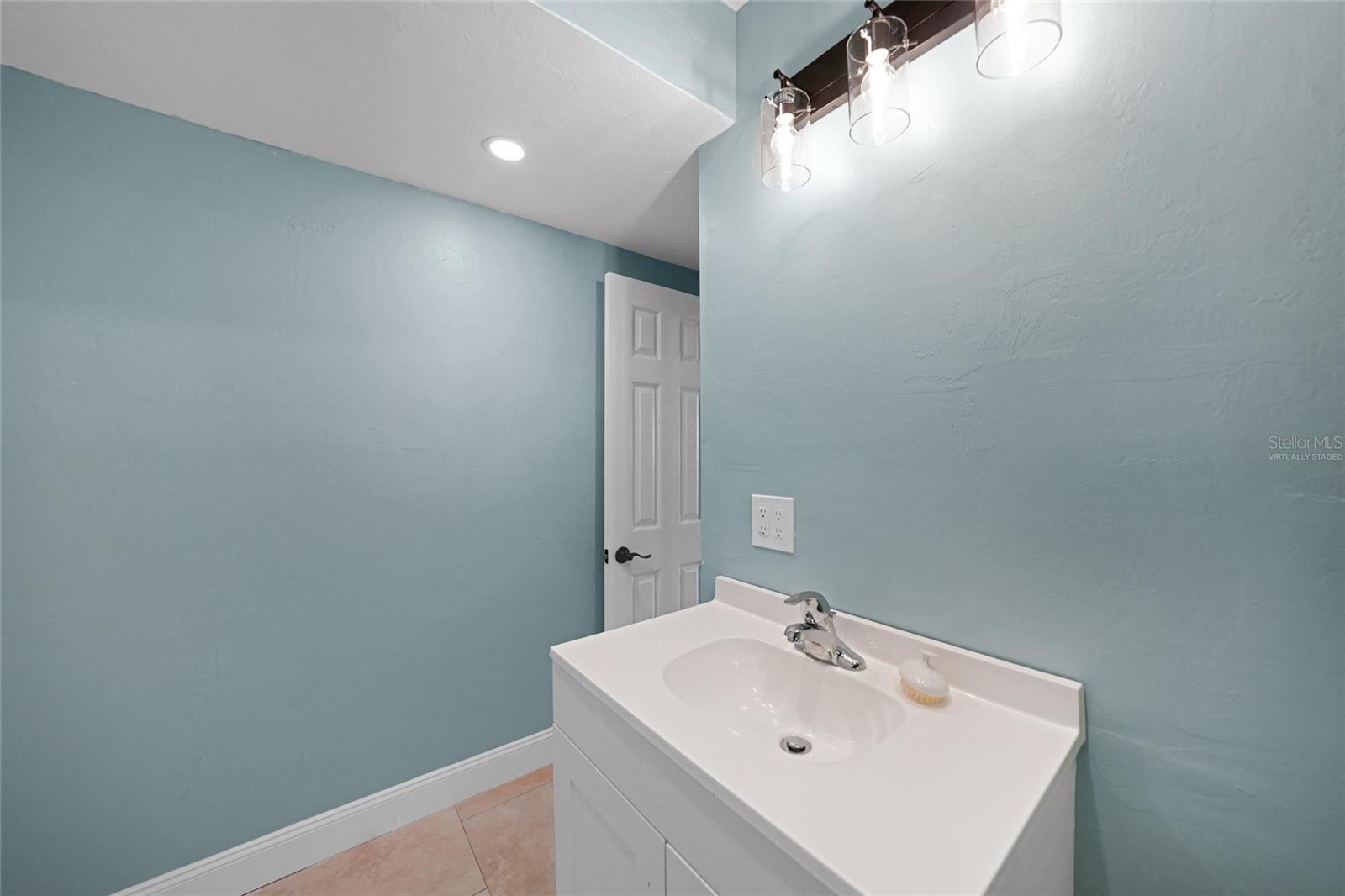 CHAR SHORES - Residential