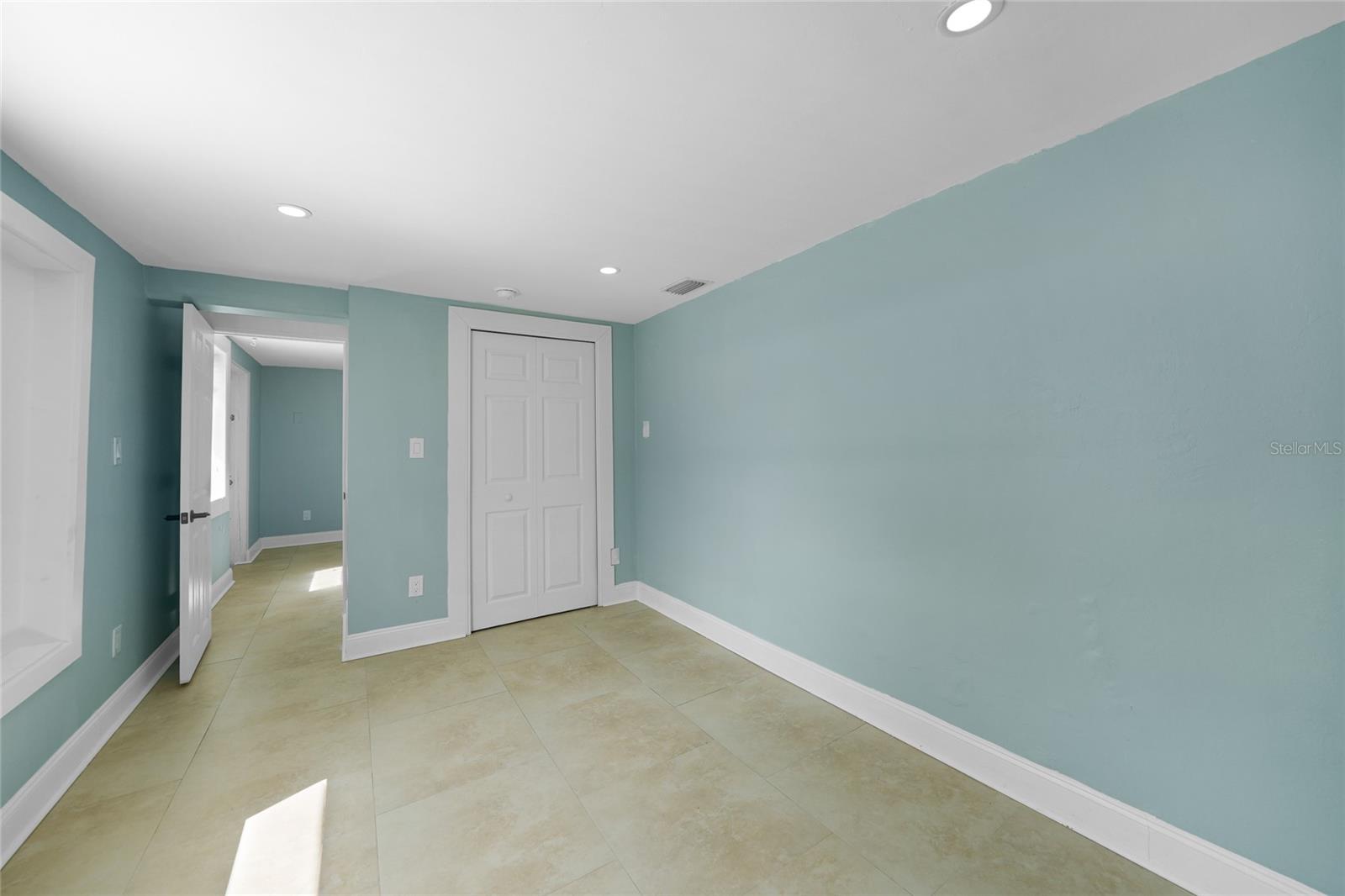 CHAR SHORES - Residential