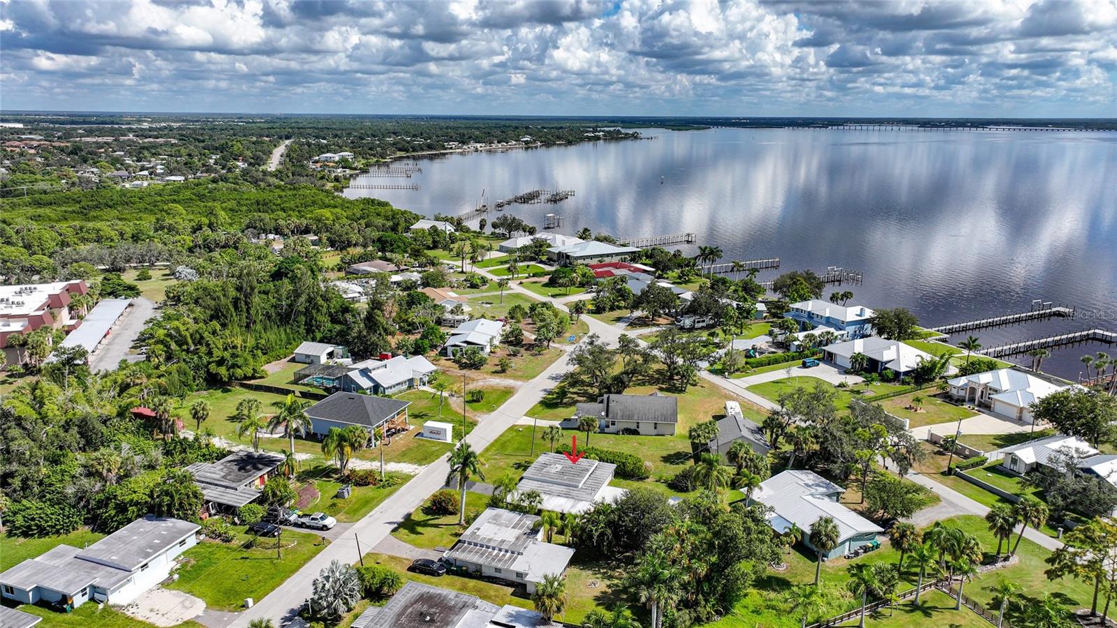 CHAR SHORES - Residential