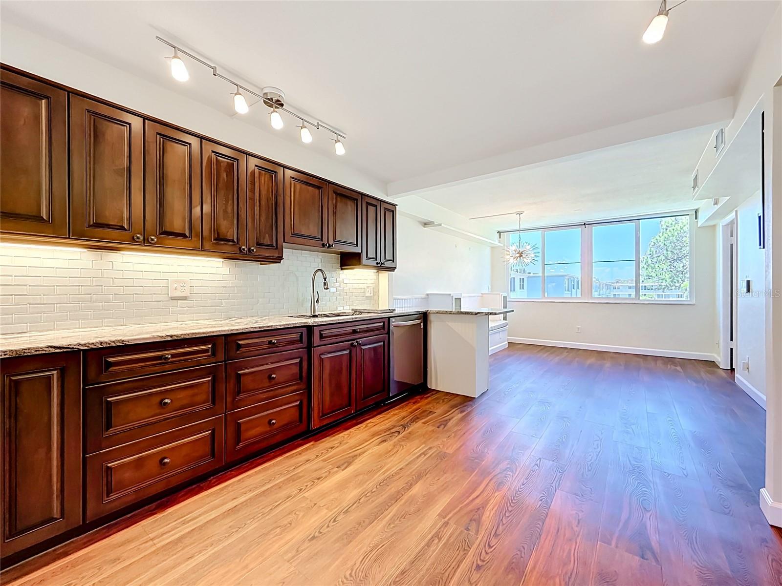 WINSTON PARK NORTHEAST - Residential