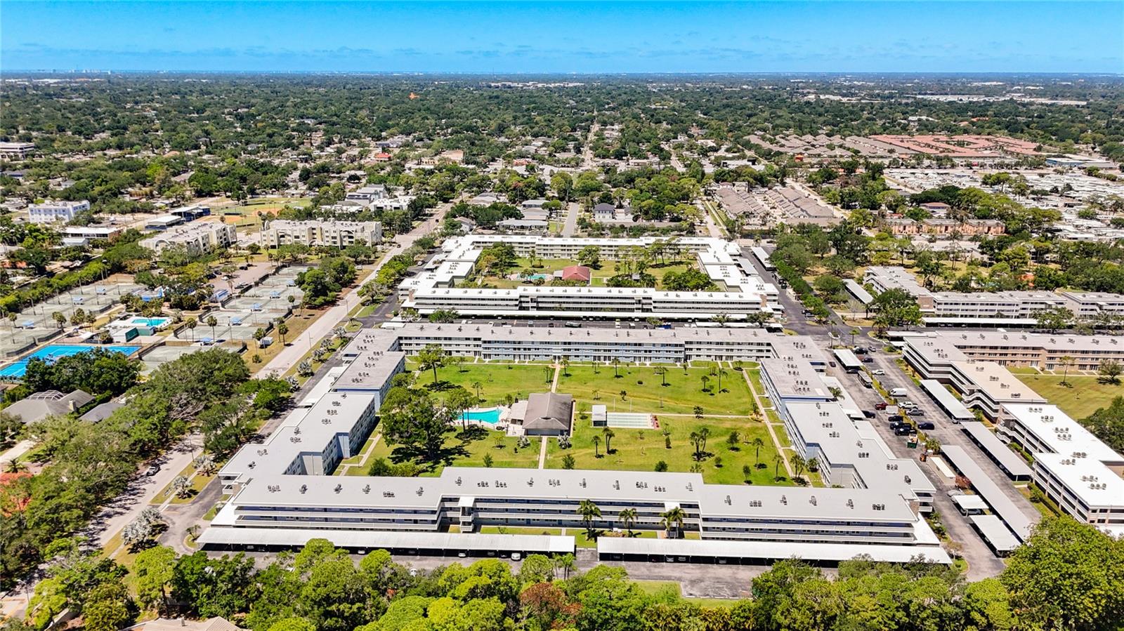 WINSTON PARK NORTHEAST - Residential