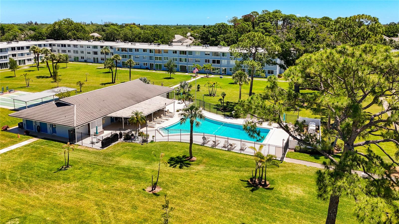 WINSTON PARK NORTHEAST - Residential