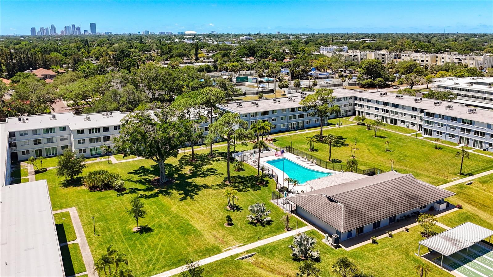 WINSTON PARK NORTHEAST - Residential