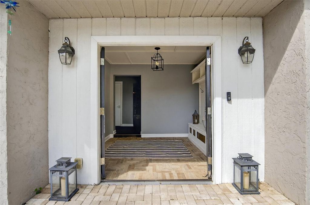 Photo of 4472 Winderlakes Drive, Orlando, FL 32835 (MLS # O6391790)