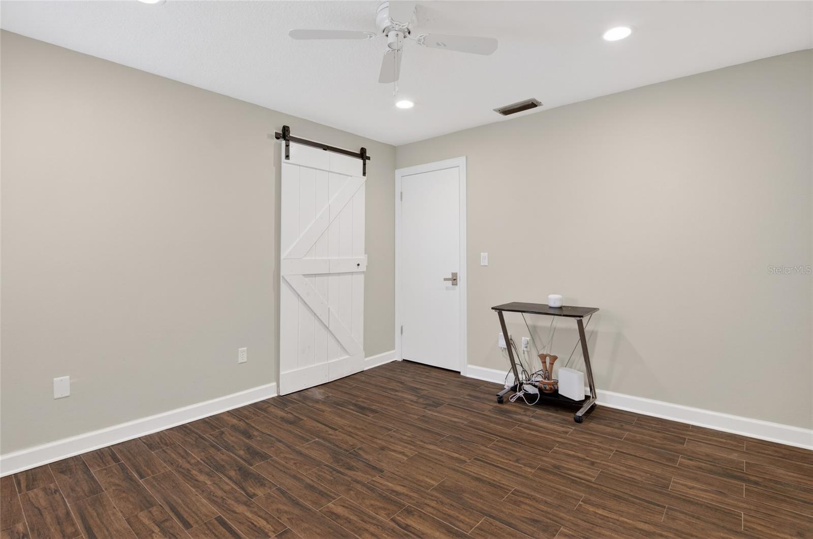 WINDERLAKES - Residential