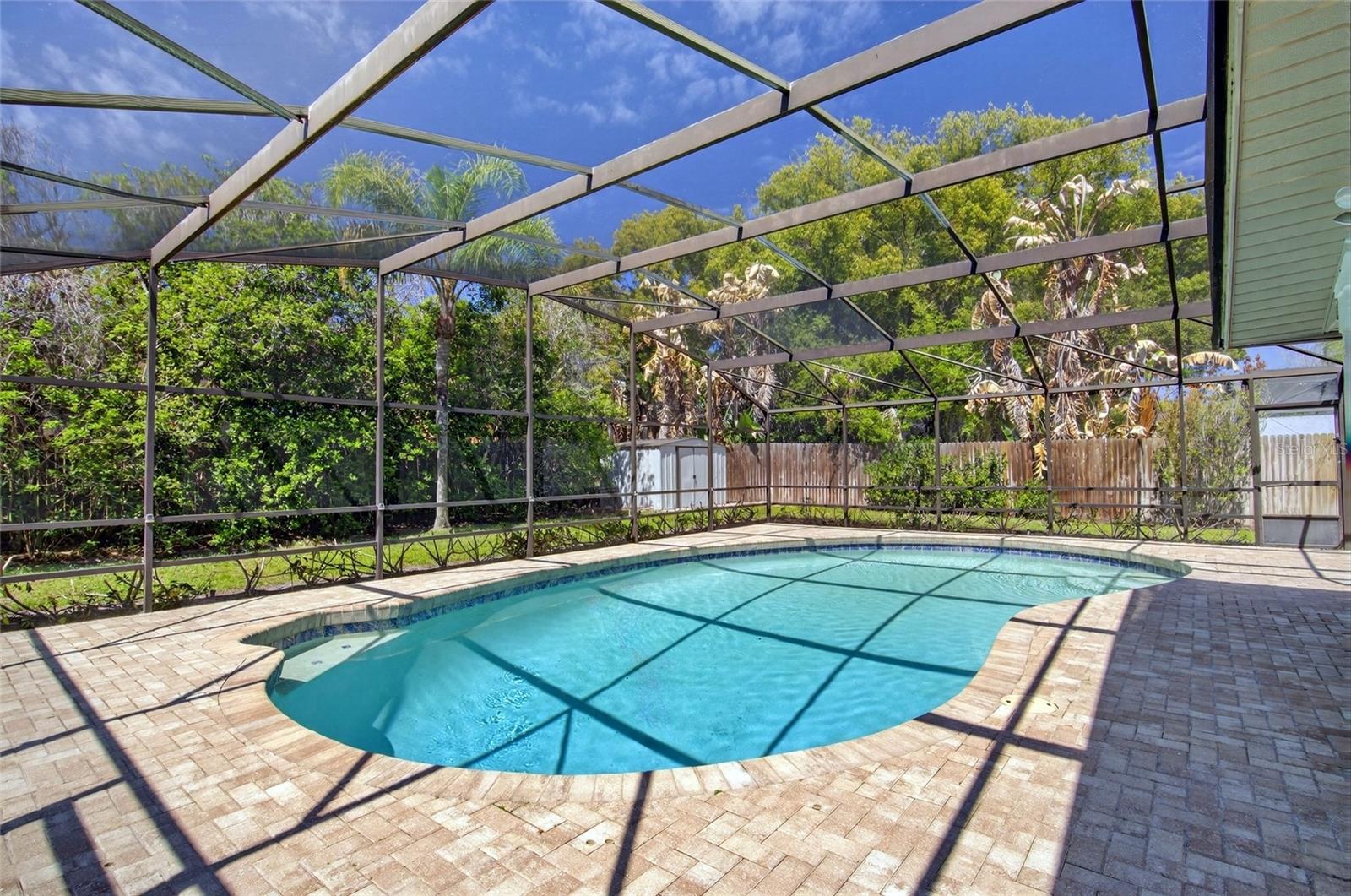 WINDERLAKES - Residential