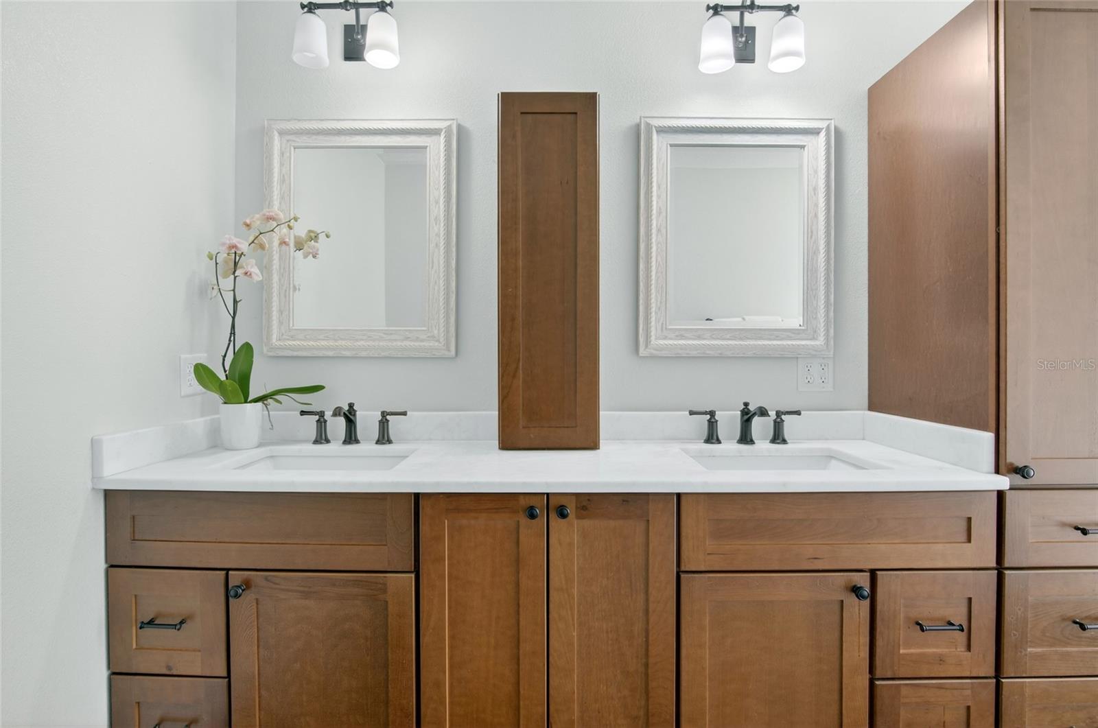 WINDERLAKES - Residential