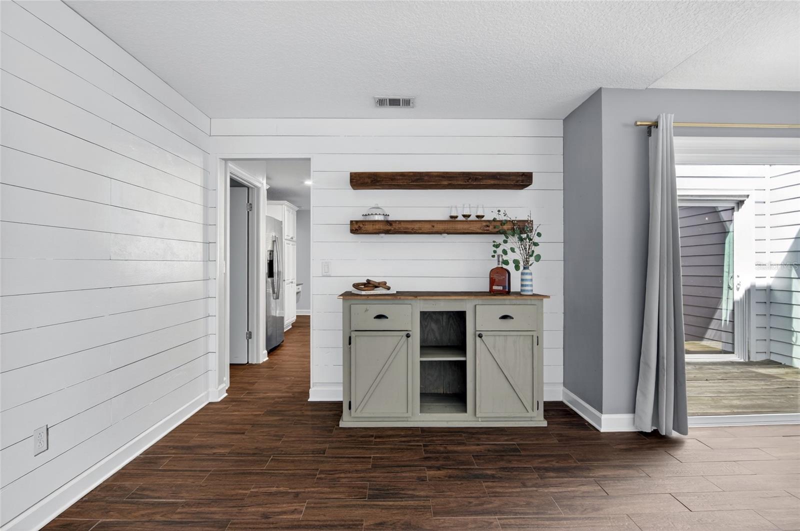 WINDERLAKES - Residential