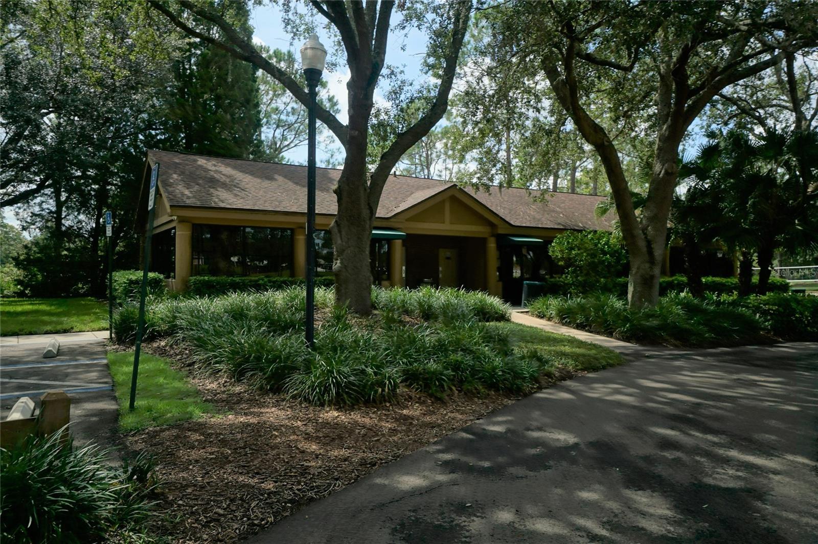 THE HIGHLANDS AT HUNTERS GREE - Residential Lease