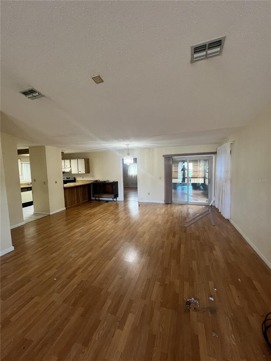 SEMINOLE WOODS - Residential