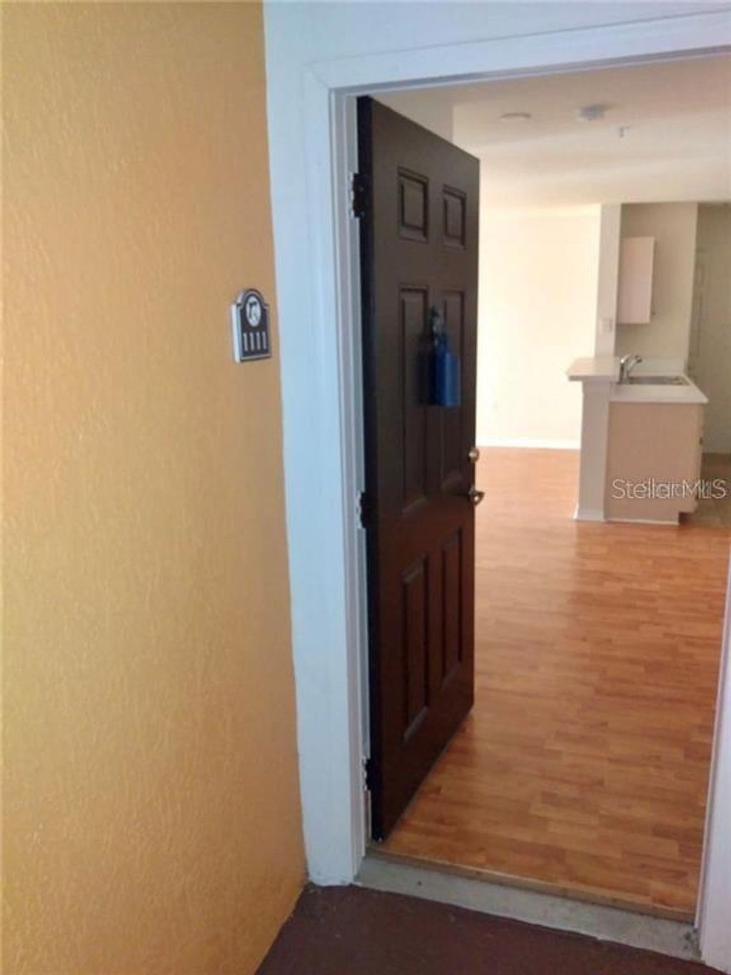 Photo of 5447 Vineland Road #1111, Orlando, FL 32811 (MLS # O6407184)