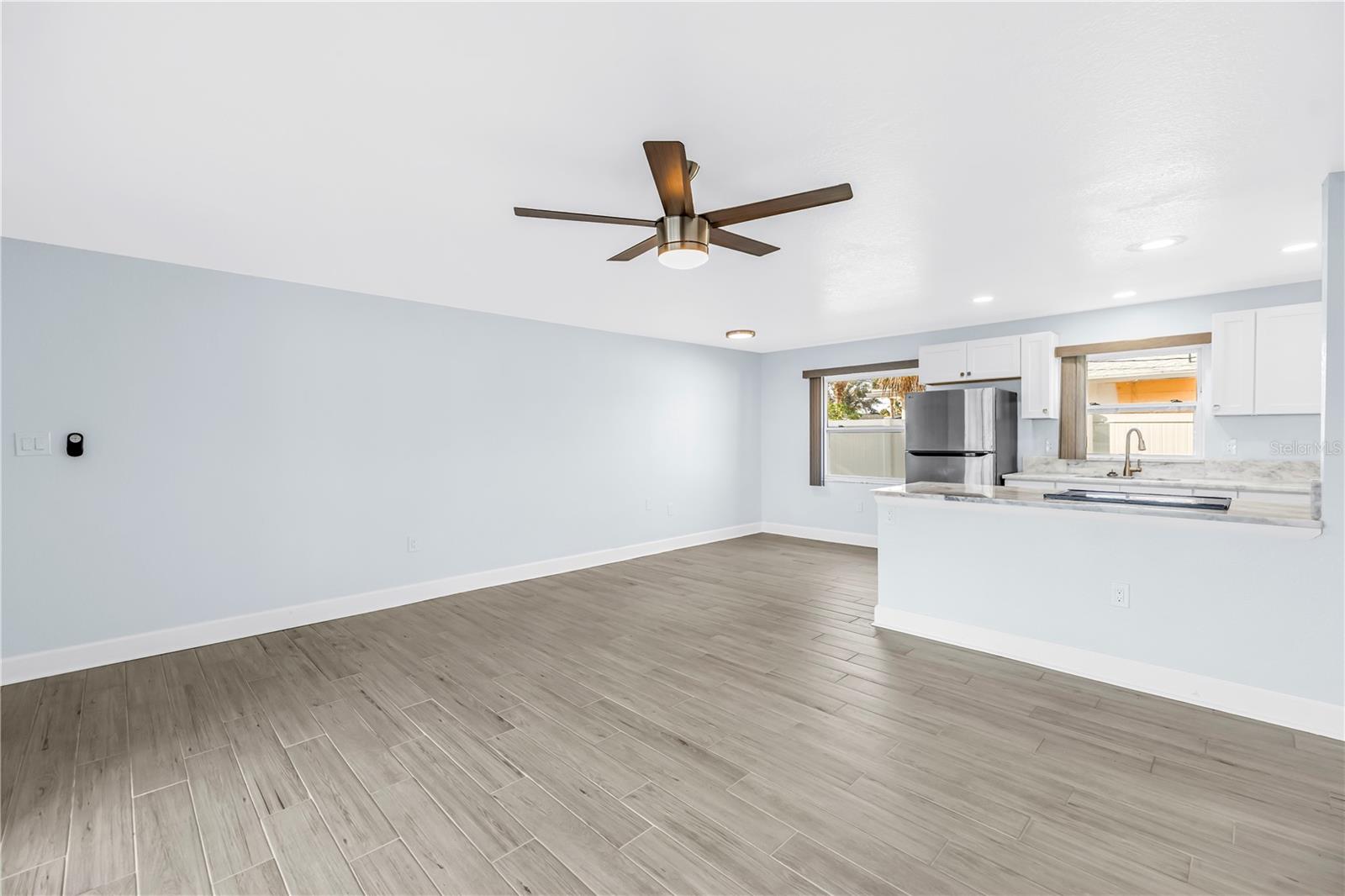 ST PETERSBURG BEACH NORTH UNIT 7 - Commercial Sale