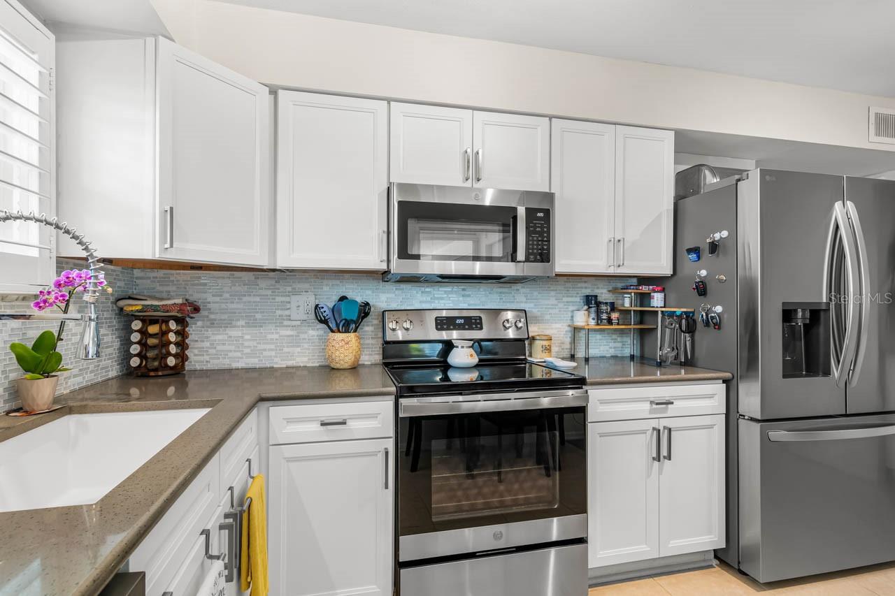 DEL WEBBS SUN CITY FLORIDA UN - Residential