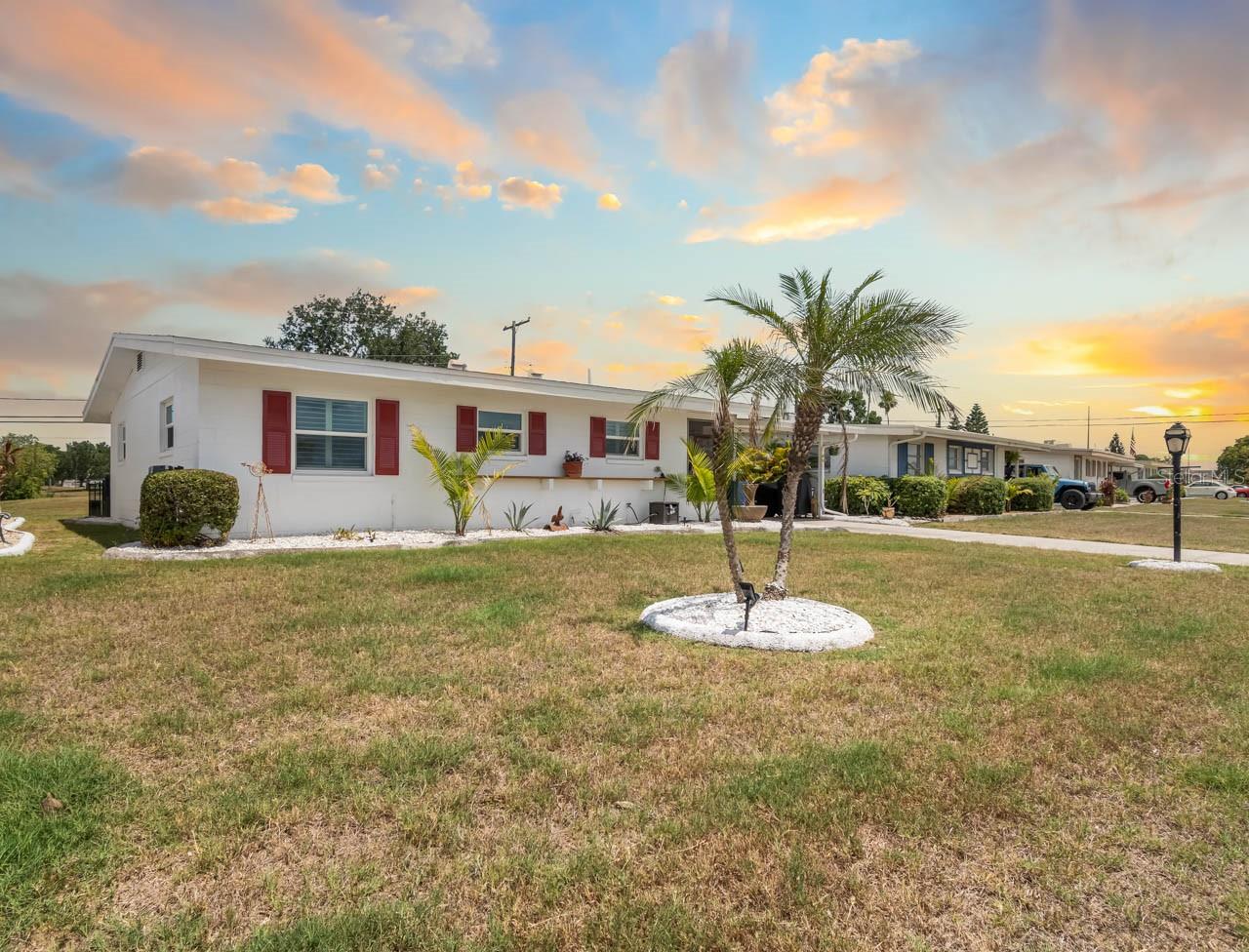 DEL WEBBS SUN CITY FLORIDA UN - Residential