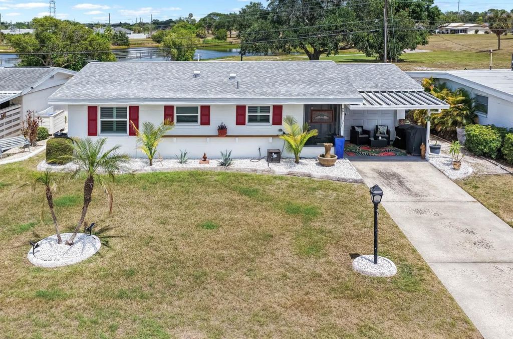Photo of 901 Augusta Drive, Sun City Center, FL 33573 (MLS # TB8511254)