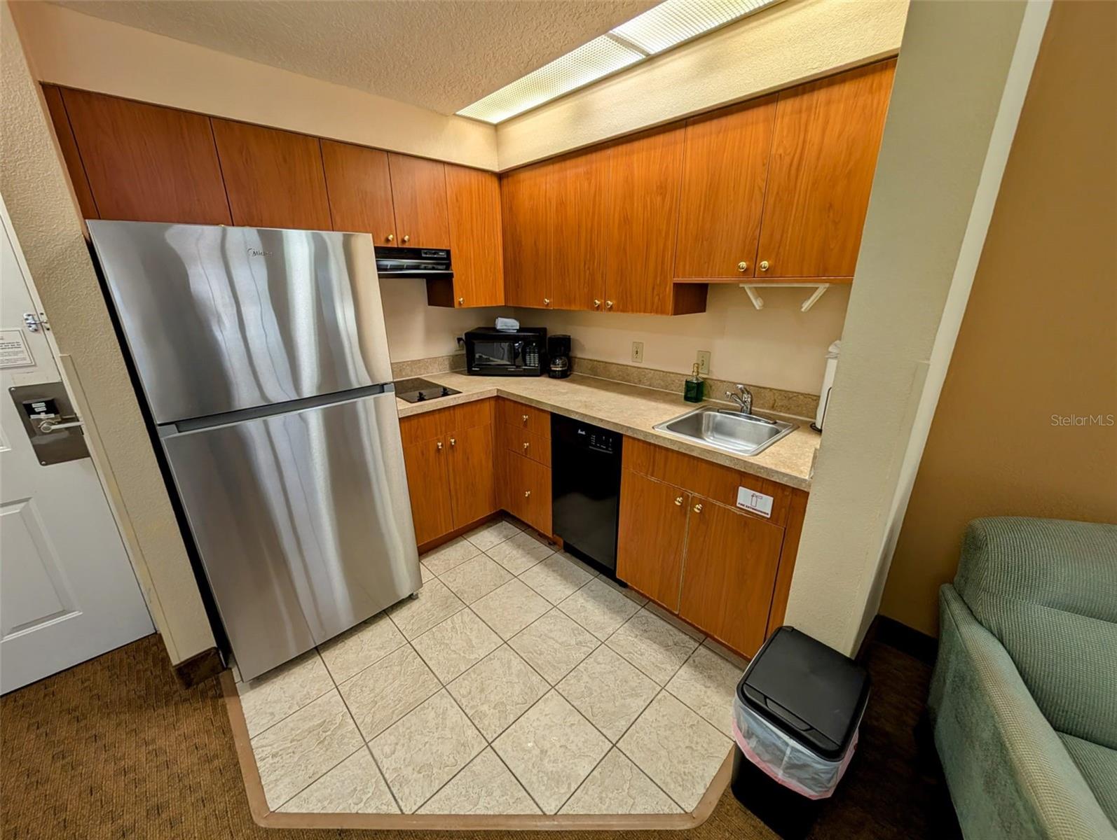 7601 CANADA AVENUE 602