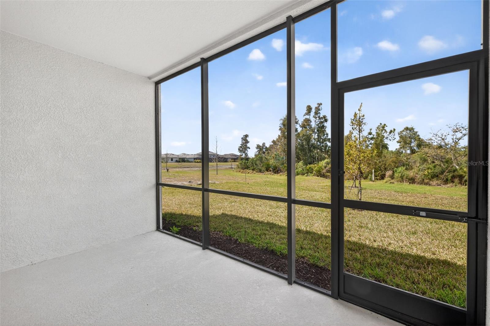 LAKESPUR AT WELLEN PARK - Residential