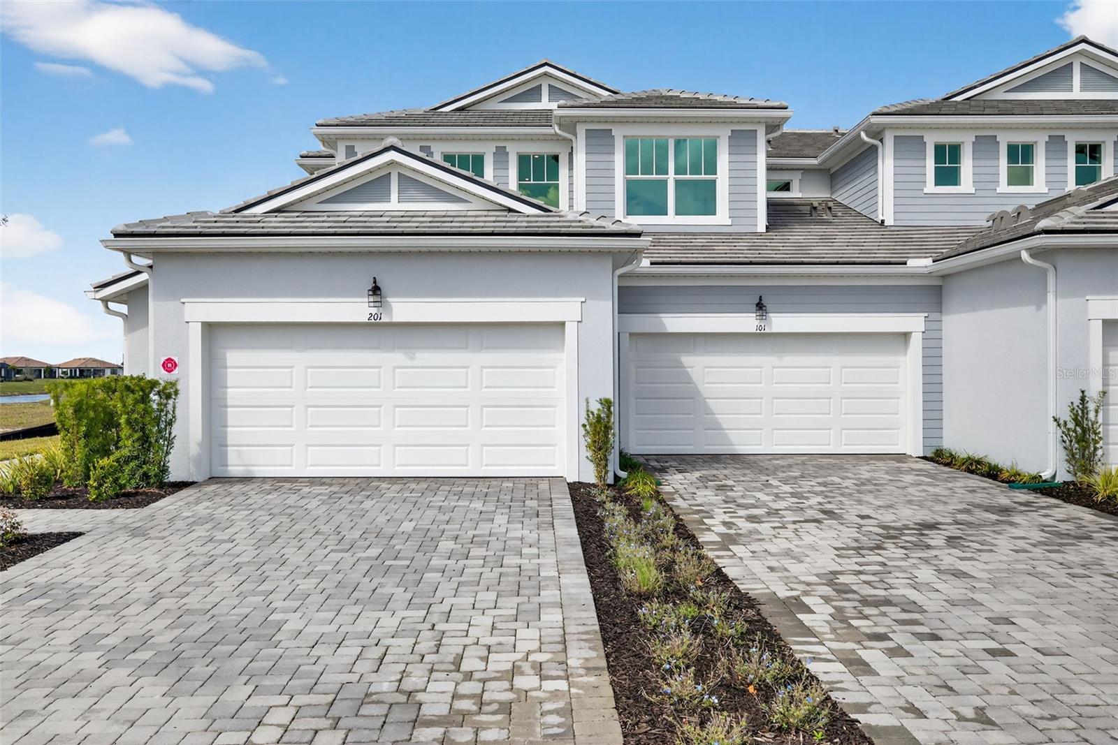 LAKESPUR AT WELLEN PARK - Residential