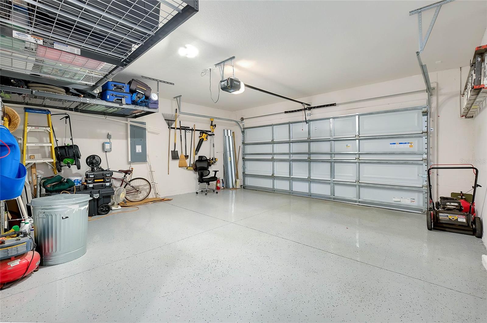 VILLAGES OF GLEN CREEK PH 1B - Residential