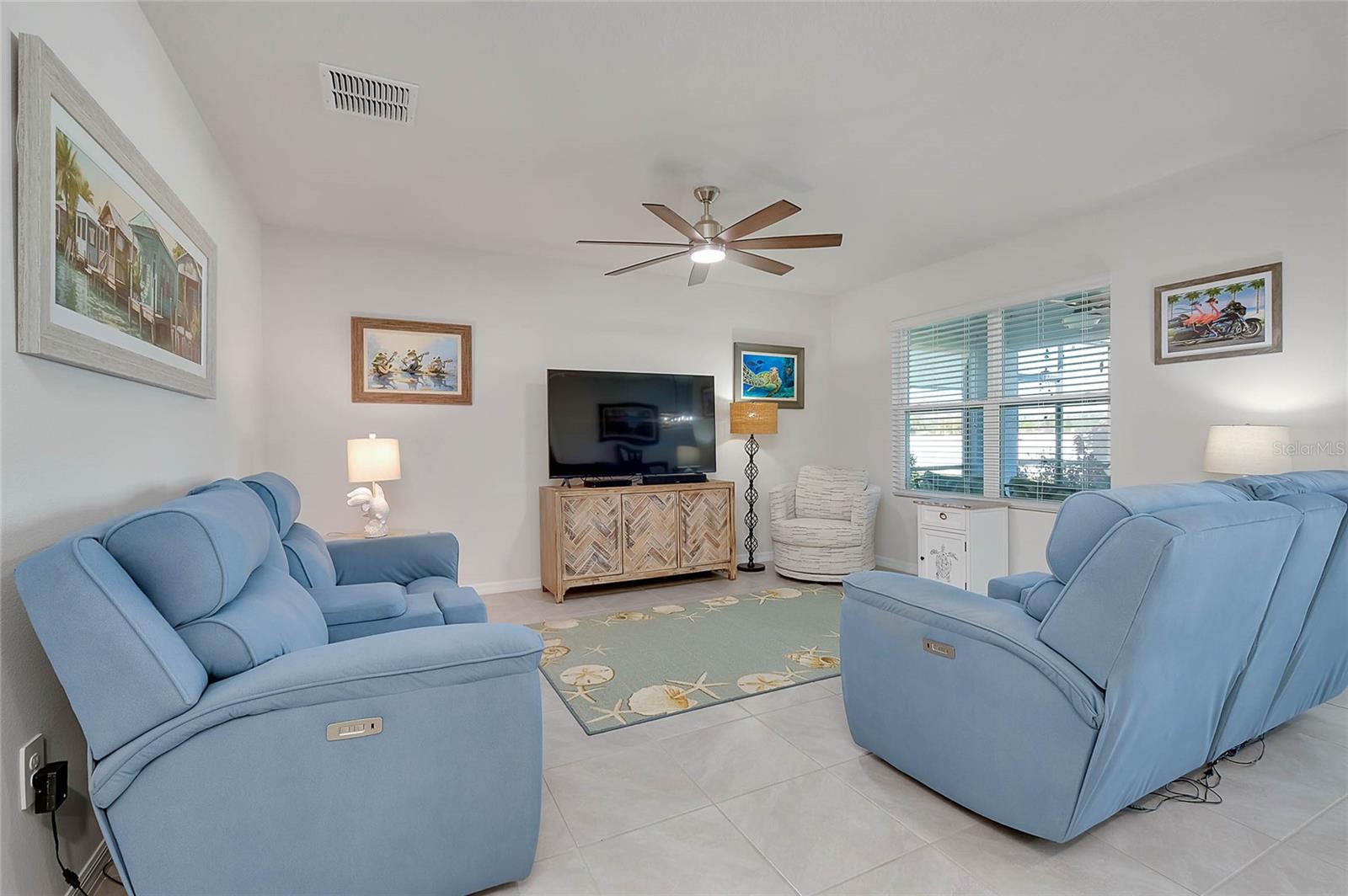 VILLAGES OF GLEN CREEK PH 1B - Residential